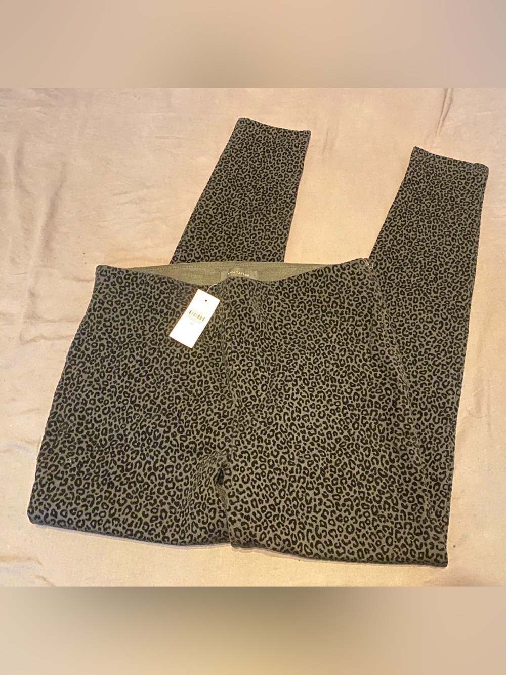 Ann Taylor black velvet cheetah print pants elastic waistband, size medium